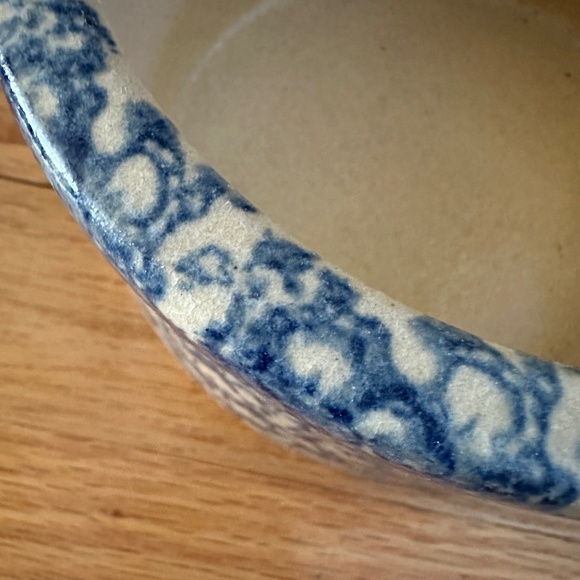 Robinson Ransbottom Pottery Stoneware Bowl Roseville Ohio Blue Cream 3" Height - Picture 3 of 9